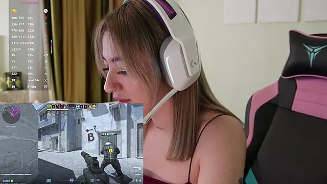 Fiona-Love online show from December 13, 2025, 8:04 pm