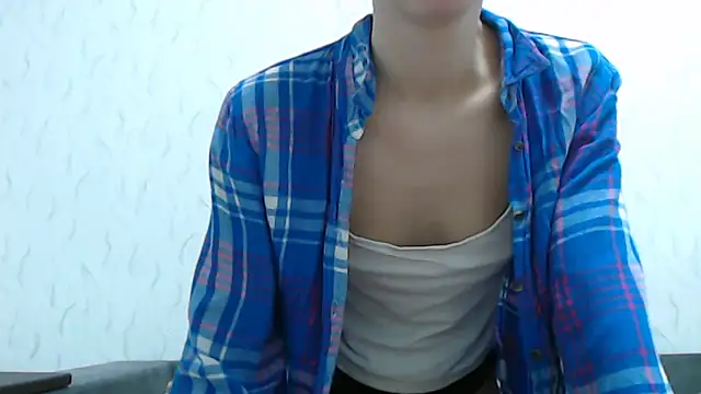 HoneyWiles online show from January 7, 2026, 2:11 pm