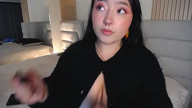 Miss Loise online show from March 11, 2026, 3:33 am