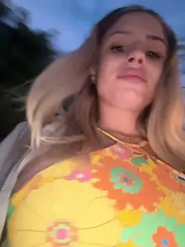 BritneyDimond online show from December 10, 2024, 6:38 pm