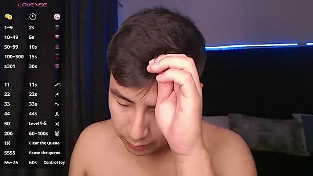 andrewmhilton  online show from September 21, 2025, 6:29 am