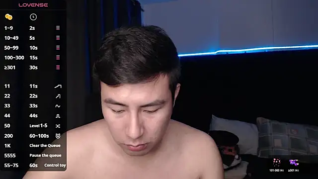 andrewmhilton  online show from September 15, 2025, 5:08 am