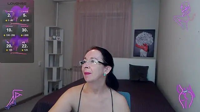Snapshot of Celine_Faer1 chatting on February 22, 2025, 8:53 pm Celine Faer1 online show from February 22, 2025, 8:53 pm