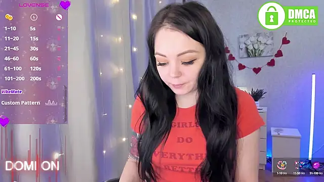 Snapshot of AnnyHoney_ chatting on February 4, 2025, 12:00 pm AnnyHoney online show from February 4, 2025, 12:00 pm