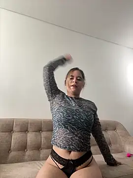 Snapshot of Ana_lee13 chatting on December 28, 2024, 12:45 pm Ana lee13 online show from December 28, 2024, 12:45 pm