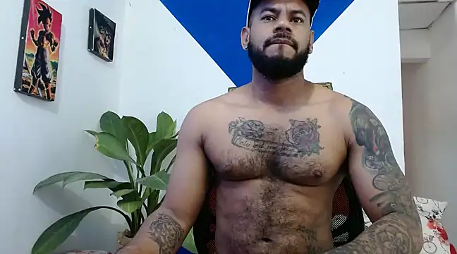 Snapshot of Damian64420 chatting on January 15, 2025, 2:35 pm Damian64420 online show from January 15, 2025, 2:35 pm