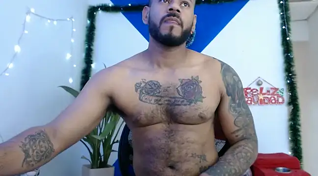 Snapshot of Damian64420 chatting on December 21, 2024, 6:22 pm Damian64420 online show from December 21, 2024, 6:22 pm