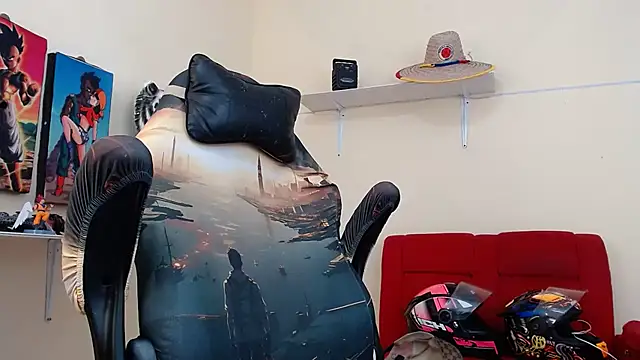 Snapshot of Damian64420 chatting on October 24, 2025, 4:39 pm Damian64420 online show from October 24, 2025, 4:39 pm