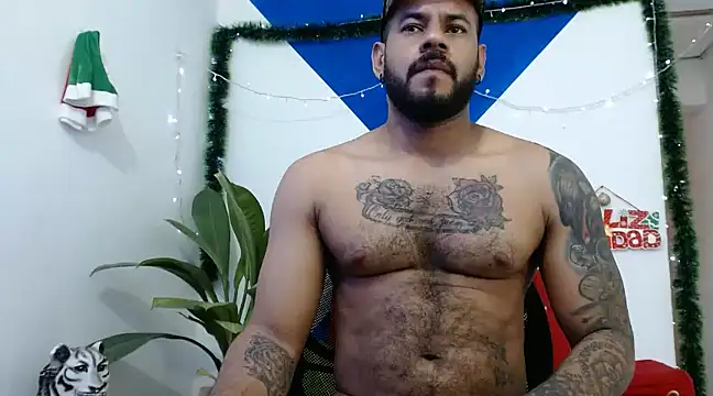 Snapshot of Damian64420 chatting on December 29, 2024, 6:38 pm Damian64420 online show from December 29, 2024, 6:38 pm