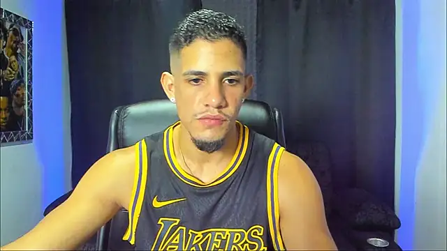 Snapshot of jhonnysnow17 chatting on November 6, 2025, 1:53 am jhonnysnow17 online show from November 6, 2025, 1:53 am