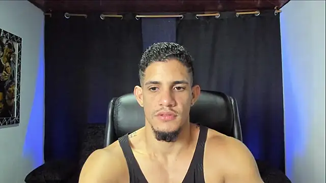 jhonnysnow17 online show from March 13, 2026, 11:10 pm