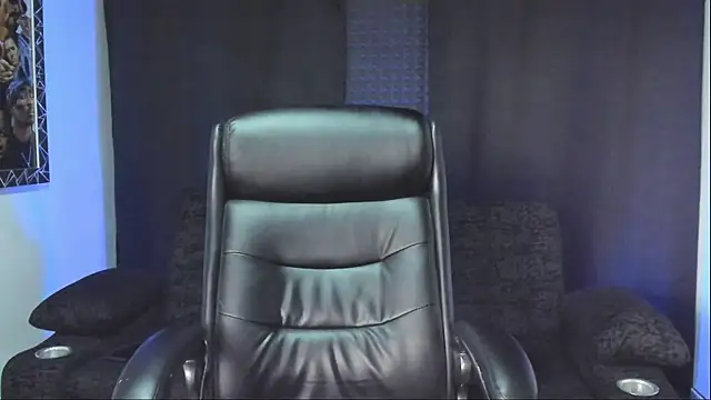 jhonnysnow17 online show from March 31, 2026, 6:43 pm