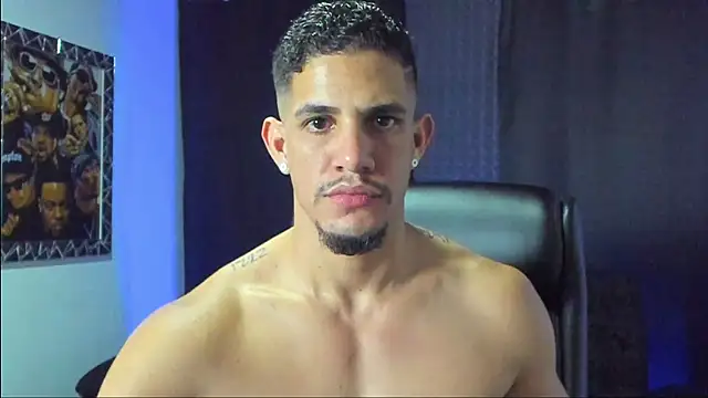 Snapshot of jhonnysnow17 chatting on November 26, 2025, 4:01 am jhonnysnow17 online show from November 26, 2025, 4:01 am