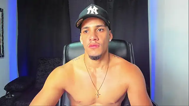 Snapshot of jhonnysnow17 chatting on October 25, 2025, 4:07 pm jhonnysnow17 online show from October 25, 2025, 4:07 pm