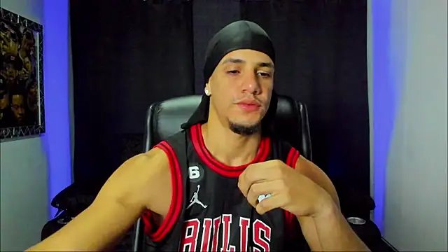 Snapshot of jhonnysnow17 chatting on November 2, 2025, 11:54 pm jhonnysnow17 online show from November 2, 2025, 11:54 pm