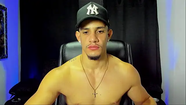 Snapshot of jhonnysnow17 chatting on October 23, 2025, 2:43 am jhonnysnow17 online show from October 23, 2025, 2:43 am