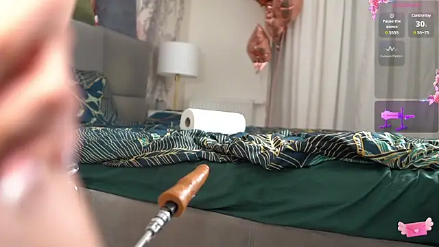 Snapshot of Miss69Ri99 chatting on March 18, 2025, 1:24 am Miss69Ri99 online show from March 18, 2025, 1:24 am