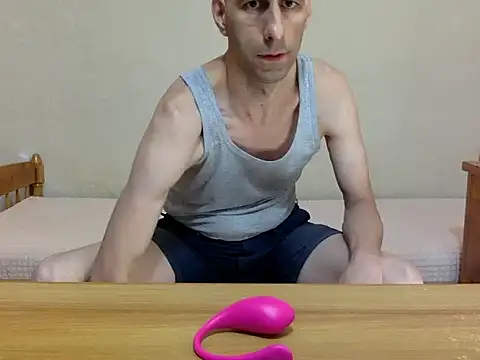 HandsomeAlfie online show from September 13, 2025, 3:39 am