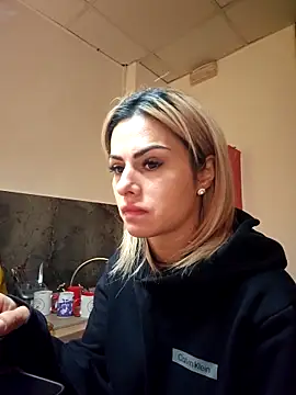 TiffanyMaze online show from March 10, 2026, 7:12 am