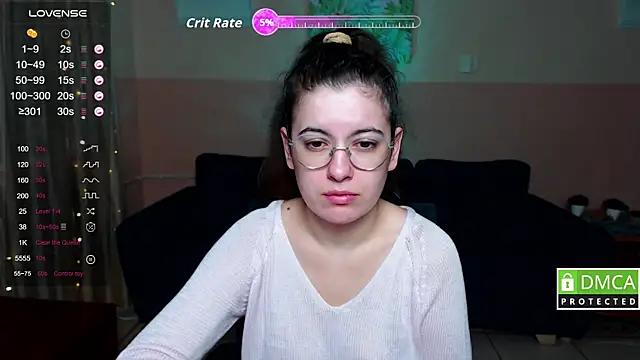 Aminabeatris online show from November 13, 2025, 6:28 am