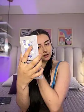 cute  cherry  online show from November 5, 2025, 8:34 pm