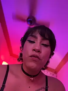 ZahaRoseee online show from March 4, 2026, 1:46 am