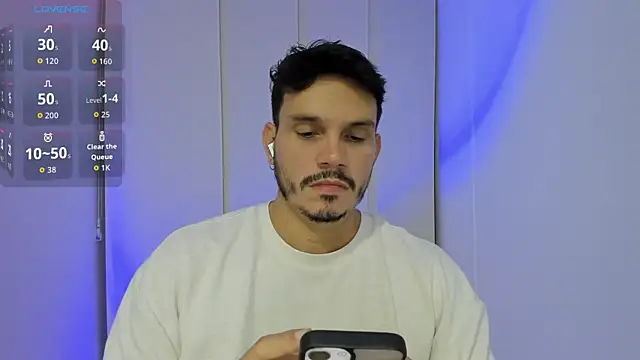 Snapshot of alejandro_stark chatting on October 10, 2025, 4:35 am alejandro stark online show from October 10, 2025, 4:35 am