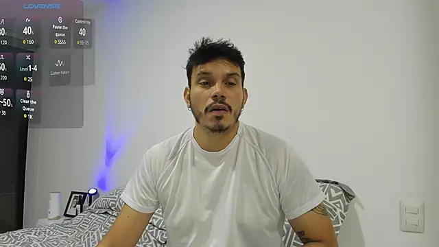 Snapshot of alejandro_stark chatting on September 20, 2025, 4:39 am alejandro stark online show from September 20, 2025, 4:39 am