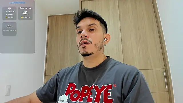 Snapshot of alejandro_stark chatting on November 7, 2025, 1:26 pm alejandro stark online show from November 7, 2025, 1:26 pm