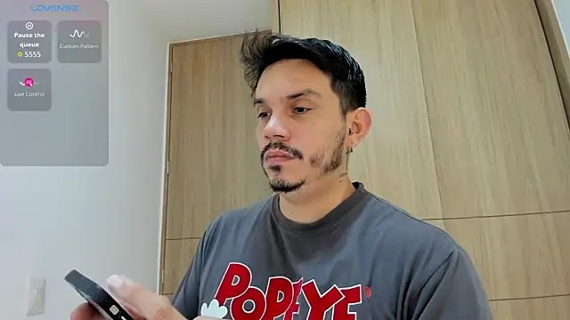 Snapshot of alejandro_stark chatting on November 24, 2025, 12:16 pm alejandro stark online show from November 24, 2025, 12:16 pm