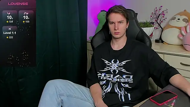 Vincent Strong online show from September 16, 2025, 1:56 pm