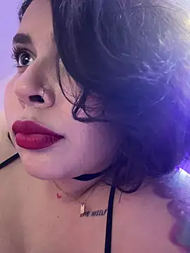 Snapshot of GigiiStone chatting on March 12, 2025, 12:42 am GigiiStone online show from March 12, 2025, 12:42 am