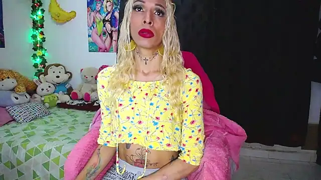 flaquita corall online show from March 17, 2026, 12:02 am