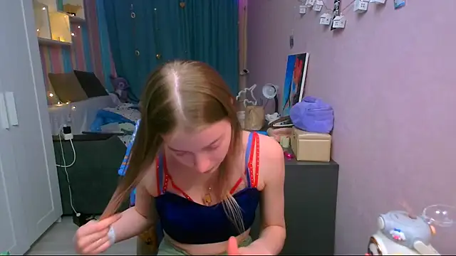   Aphrodita  wow   online show from February 19, 2025, 4:00 pm