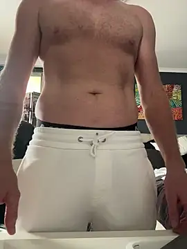 Snapshot of Gayginger86 chatting on February 10, 2026, 3:16 am Gayginger86 online show from February 10, 2026, 3:16 am