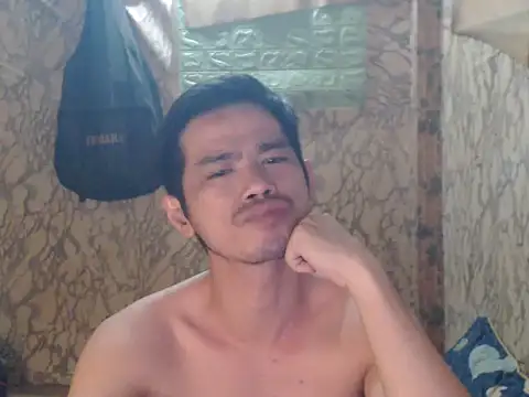 Snapshot of x0x-Philip-x0x chatting on November 28, 2025, 9:31 am x0x-Philip-x0x online show from November 28, 2025, 9:31 am