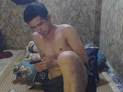 Snapshot of x0x-Philip-x0x chatting on October 13, 2025, 3:52 am x0x-Philip-x0x online show from October 13, 2025, 3:52 am