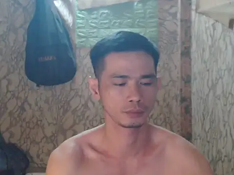 Snapshot of x0x-Philip-x0x chatting on October 27, 2025, 3:35 pm x0x-Philip-x0x online show from October 27, 2025, 3:35 pm