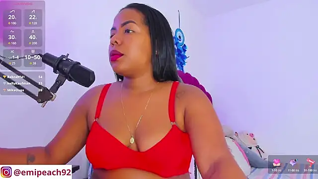 Snapshot of samanthaabloom chatting on September 10, 2025, 2:16 pm samanthaabloom online show from September 10, 2025, 2:16 pm