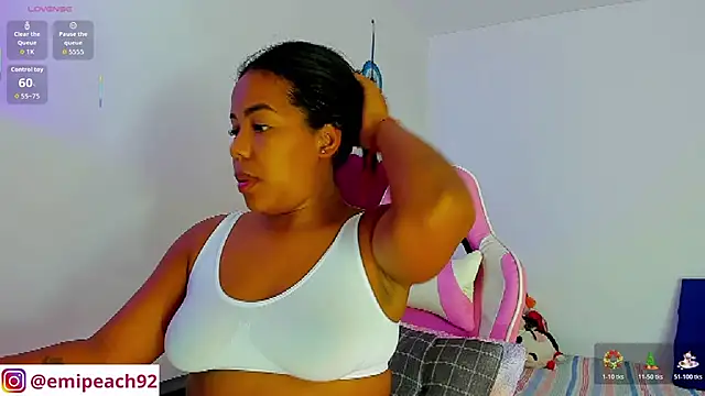 samanthaabloom online show from November 7, 2025, 12:37 am