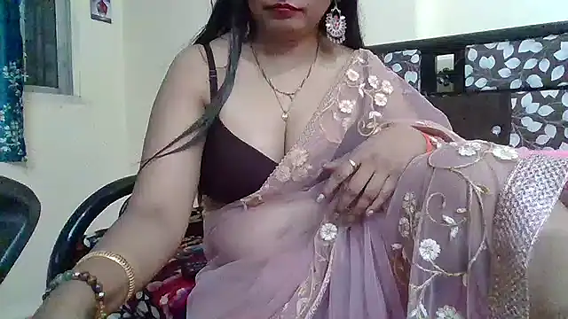 Snapshot of NautyBabe chatting on November 15, 2025, 9:41 pm NautyBabe online show from November 15, 2025, 9:41 pm