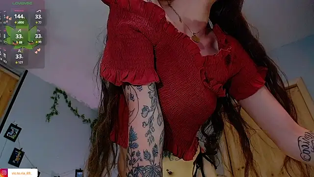 Snapshot of VickyJackson_ chatting on October 28, 2025, 5:56 pm VickyJackson online show from October 28, 2025, 5:56 pm