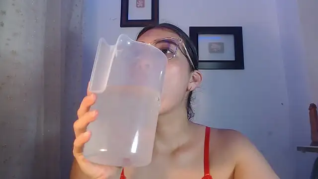 DaMikaela  online show from March 17, 2025, 7:15 pm