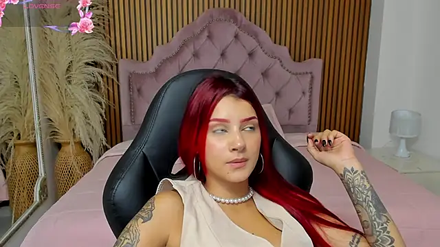 Snapshot of CinthiaCollins chatting on May 19, 2026, 7:43 pm CinthiaCollins online show from May 19, 2026, 7:43 pm