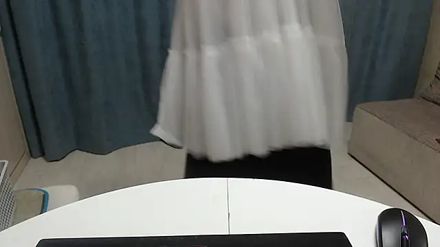 Erica95Bloom online show from March 3, 2025, 6:13 pm