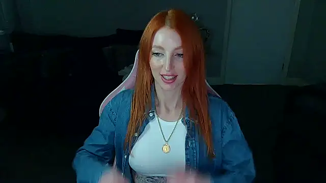 Snapshot of Red_firesquirt chatting on February 28, 2025, 2:31 pm Red firesquirt online show from February 28, 2025, 2:31 pm