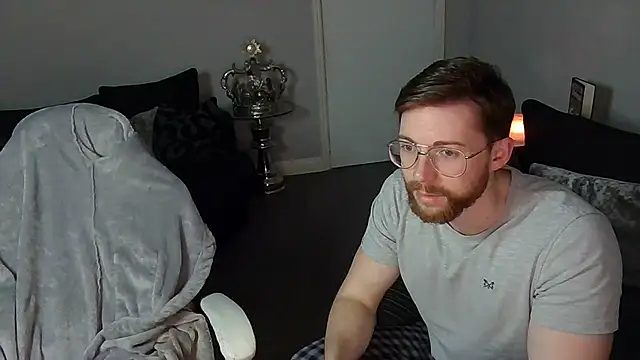 Snapshot of Red_firesquirt chatting on January 26, 2025, 9:29 pm Red firesquirt online show from January 26, 2025, 9:29 pm