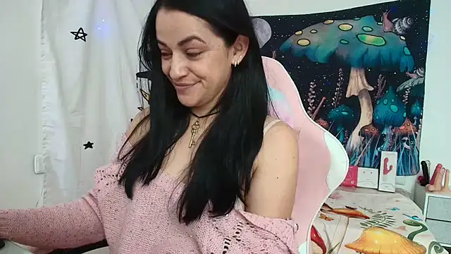 Snapshot of LovelyAzucena chatting on April 27, 2026, 3:10 pm LovelyAzucena online show from April 27, 2026, 3:10 pm