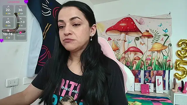 Snapshot of LovelyAzucena chatting on May 22, 2026, 2:59 pm LovelyAzucena online show from May 22, 2026, 2:59 pm