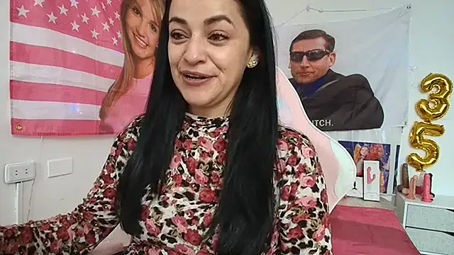 Snapshot of LovelyAzucena chatting on May 21, 2026, 3:20 pm LovelyAzucena online show from May 21, 2026, 3:20 pm